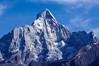 据报道：XGP上的第三方游戏每年花费微软10亿美元